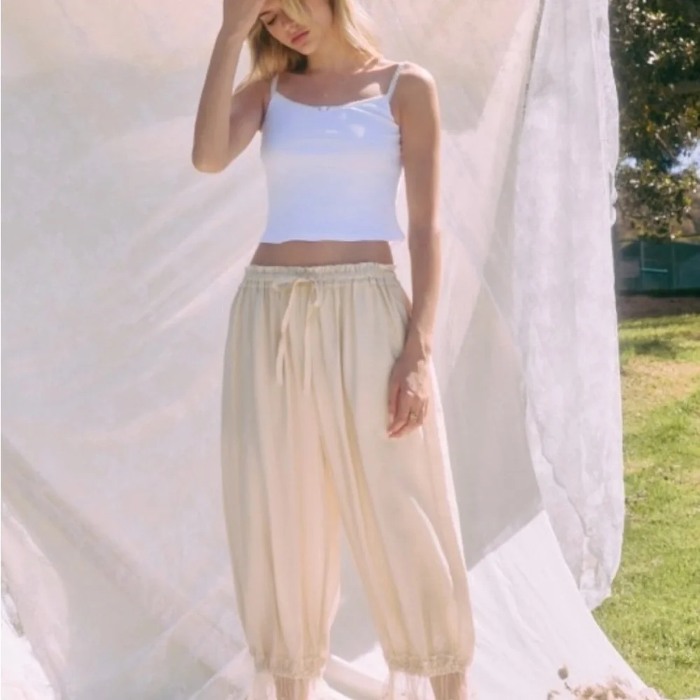 Odd Relaxed Bloomer Pants Ecru Size S NWT in Package - Picture 1 of 7